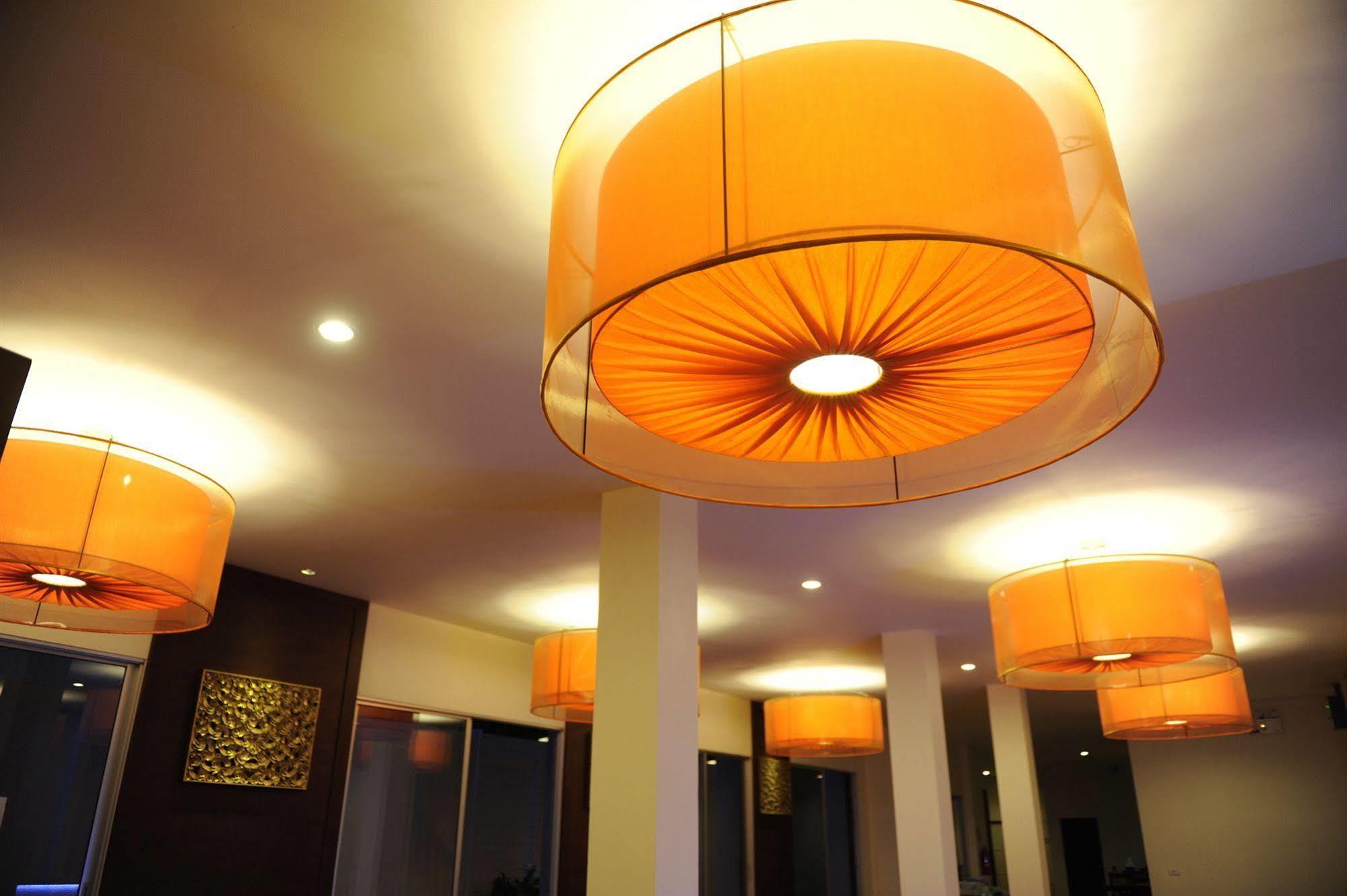 Mawin Hotel Chiang Mai Exterior foto